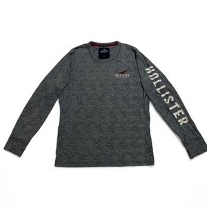 Hollister Men's Charcoal Long Sleeve Tee